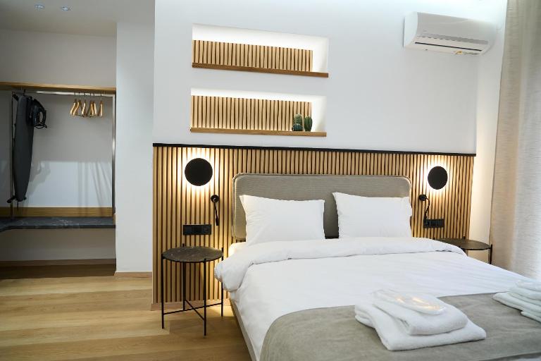 42 Studio 8 - B&B Komotini