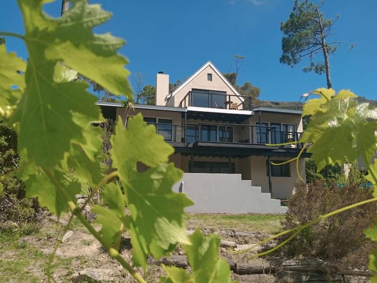 BestPlaceEver - Luxury House with Vineyard Views - B&B Cape Town