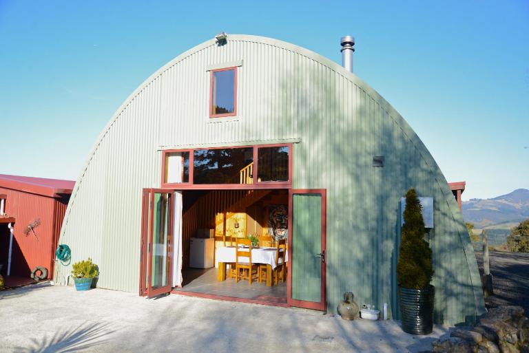 Barn Bed and Breakfast - B&B Waitati