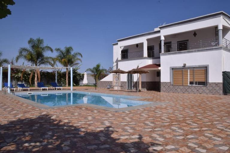 Dar Sakina with Private Pool - Bed and Breakfast Oulad Zenati