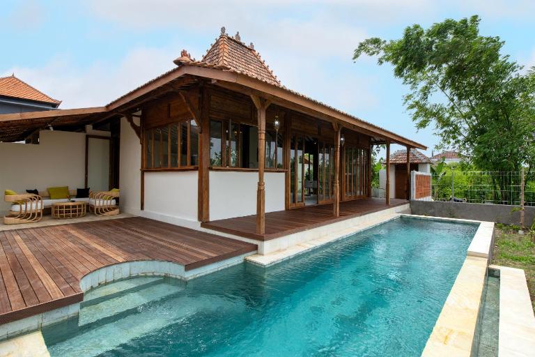 Sunset Joglo Pool Villa - B&B Kerobokan