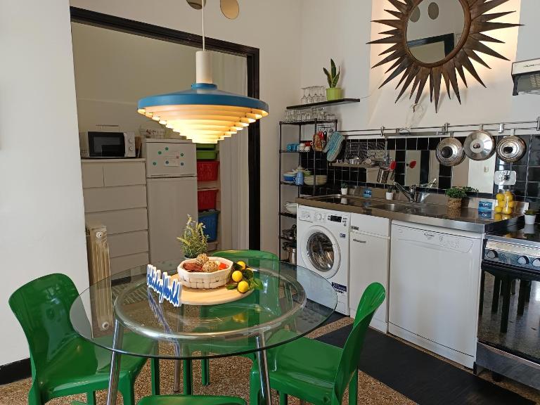 La Casa di Alice by Holiday World - Bed and Breakfast Recco