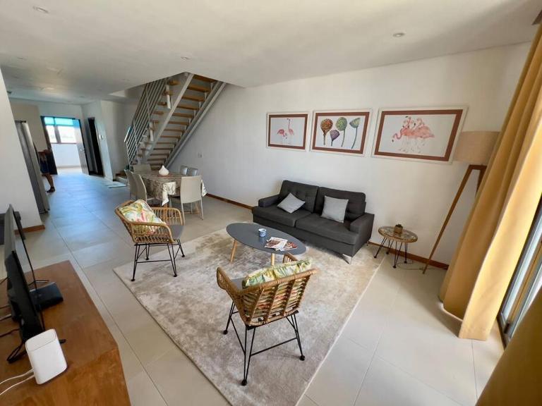 Superbe Duplex 2 Chambres La Croisette Grand Baie - Bed and Breakfast Grand Baie