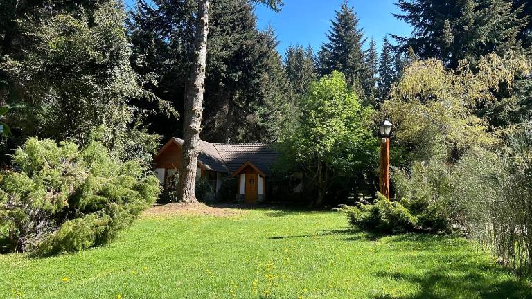 MODO PATAGONIA-Casa Enebro - B&B Villa La Angostura