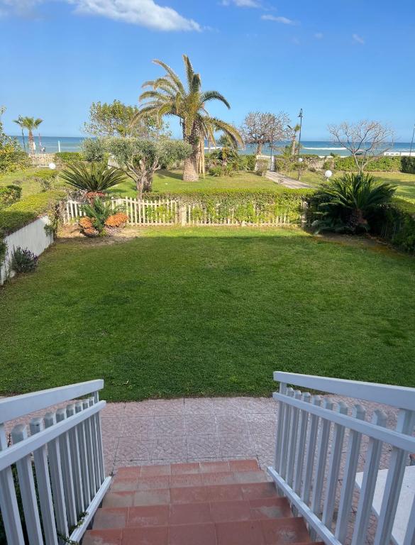 Villetta da sogno fronte mare - B&B Bianco