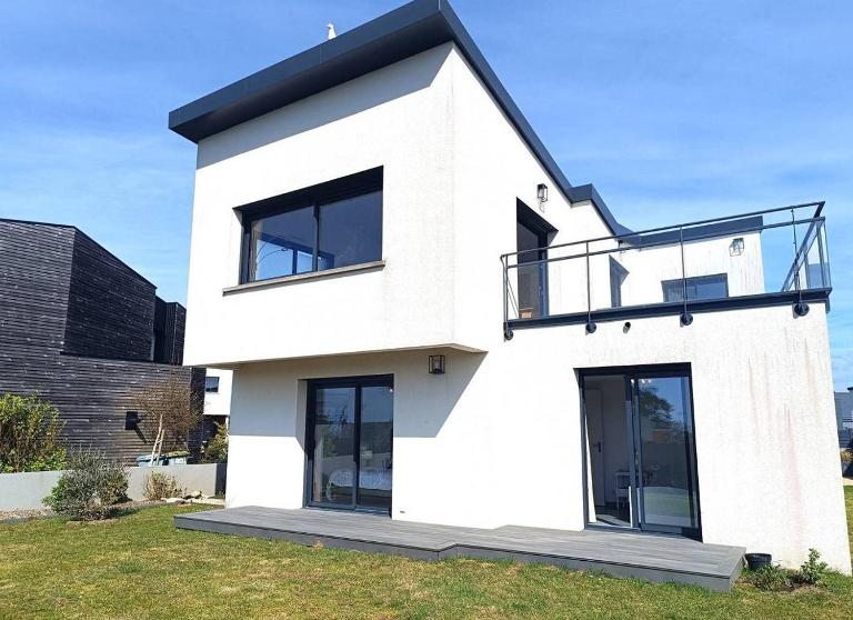 Maison neuve Vue Mer 4 étoiles avec SAUNA à 150m de la plage à PLEUMEUR-BODOU - Ref 242 - B&B Pleumeur-Bodou