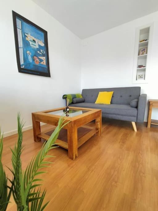 Apartamento con vista al mar - Ferienwohnung Vilanova i la Geltrú