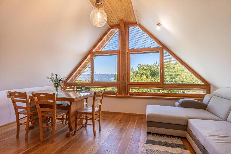 Vineyard cottage Škatlar 3 - B&B Otočec