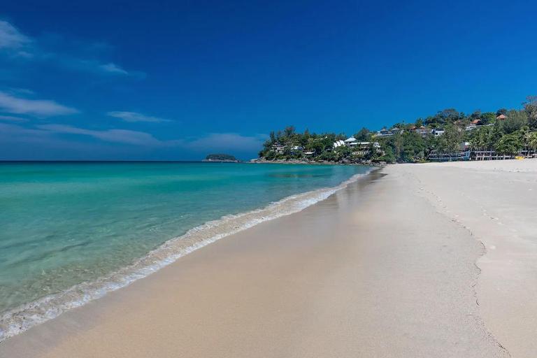 Lively Stay at Vibrant Kata, 4BR Pool Villa B2 near Beach - UTK2 - Ferienwohnung Kata