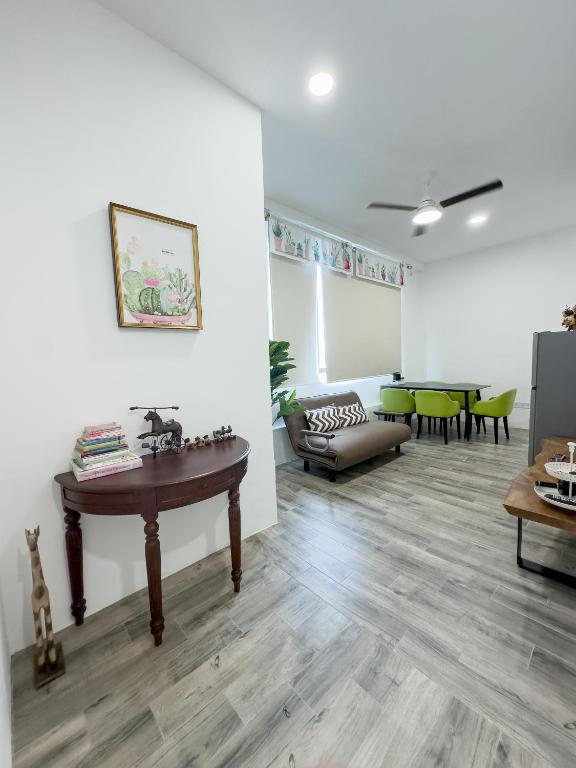 Catus Theme Walk Up Apartment Matang - Ferienwohnung Kuching