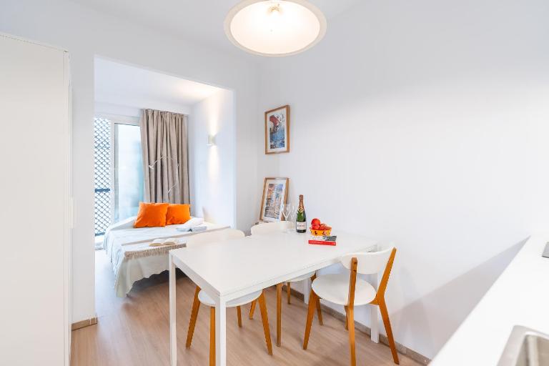 Loft privado reformado centro Girona 3min AVE - B&B Girona