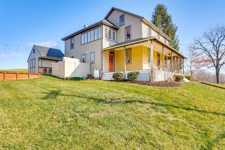 3 Mi to Dtwn: Charming Farmhouse in Mount Joy! - B&B Mount Joy