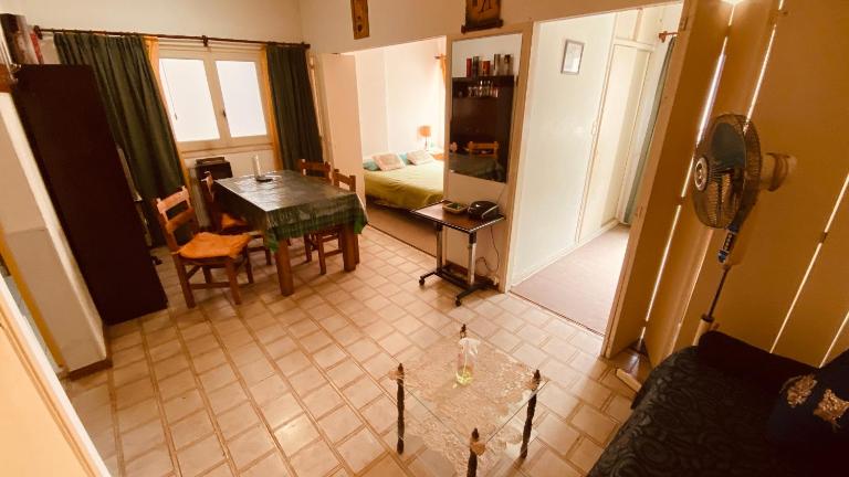 Sarmiento - Amplio y versátil depto para 7 muy buena ubicación - Chambres d'hôtes Mar del Plata