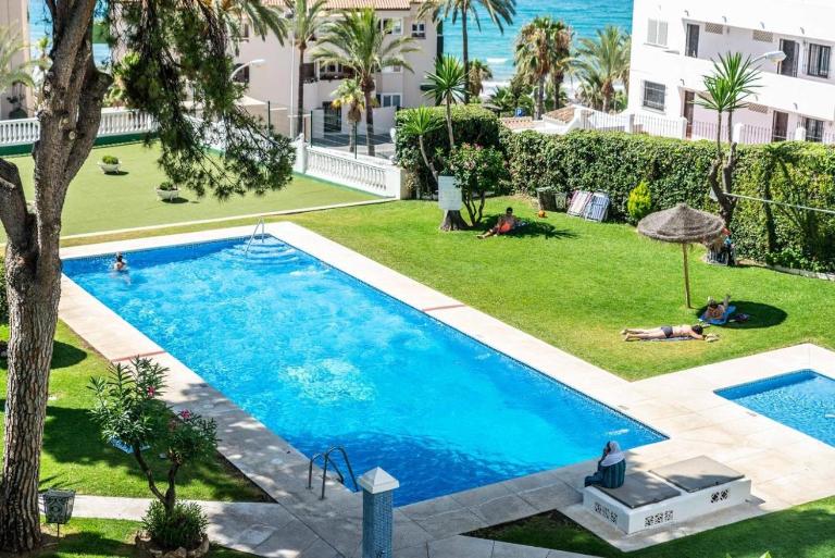 Luxury Apartment 30m from beach - B&B Benalmádena
