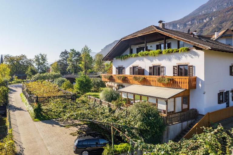 Apartments Burgunderhof - Chambres d'hôtes Termeno