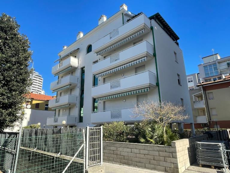 Due camere, vicino al mare - CONDOMINIO OLIMPIA - Ferienwohnung Lido di Jesolo