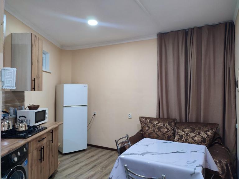 "Aiko" Қонақ Отбасы 2 - Ferienwohnung Schymkent
