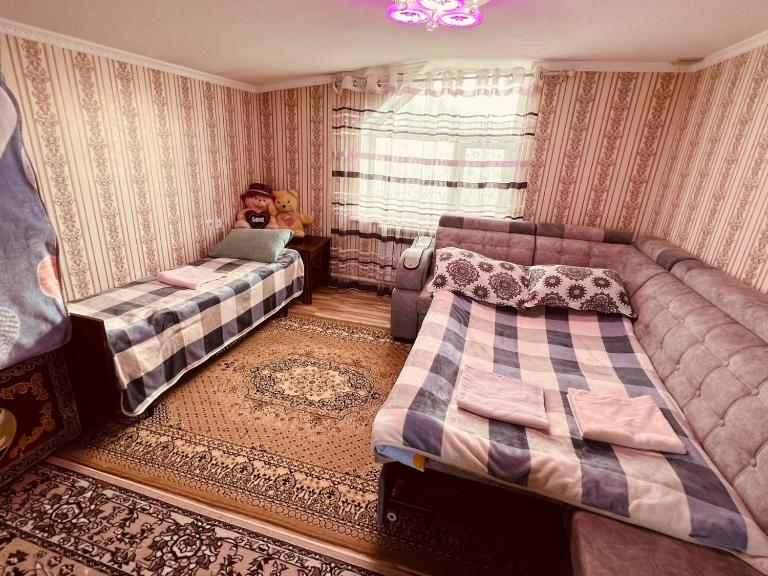 Ak-Sai Guest House! - Ferienwohnung Kasymbek