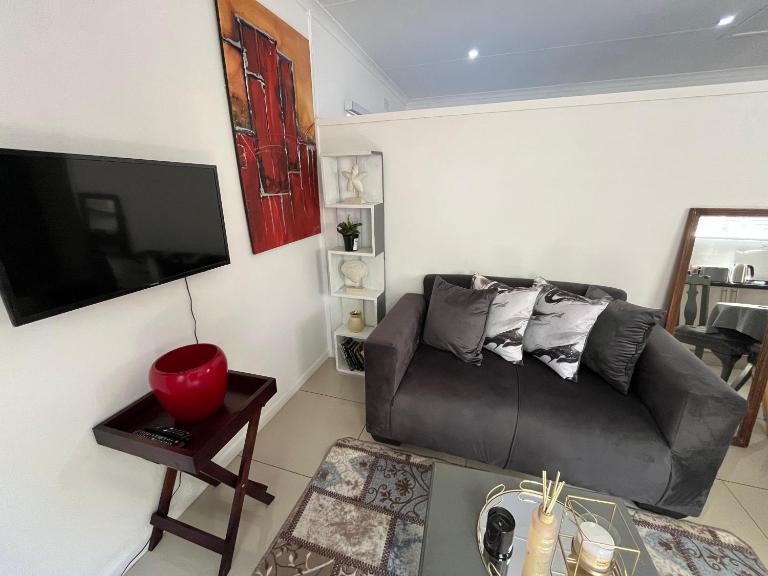 A cozy cottage in Bryanston - Chambres d'hôtes Centane