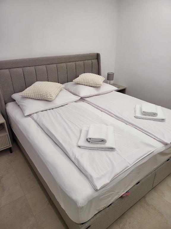 Apartment Sarabi - Ferienwohnung Trogir