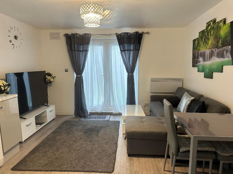 Garden Guest House - Ferienwohnung Enfield Lock