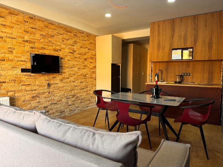 Luxury apartment with bedroom, new gudauri - Bed and Breakfast Gudauri