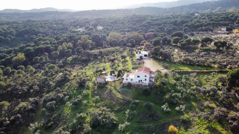 Casa rural DOS ENCINAS - Bed and Breakfast Andújar