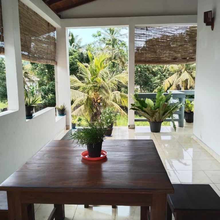 Green House - B&B Unawatuna