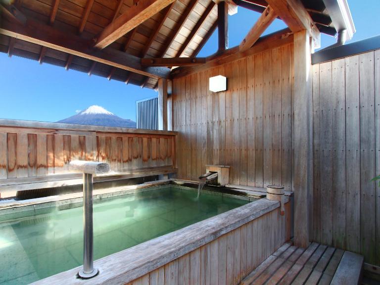 割烹旅館小川荘 - B&B Fujinomiya