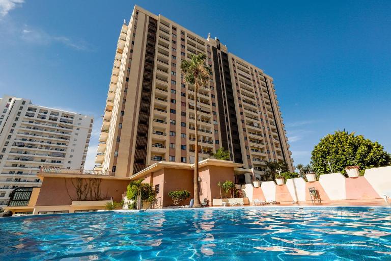 Skyline View Apartment - FREE PRIVATE Parking Including & Guest BONUS - B&B Adeje