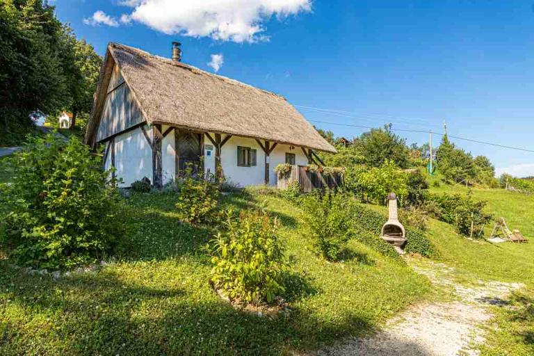 Vineyard Cottage Skatlar 2 - Bed and Breakfast Srednje Grčevje