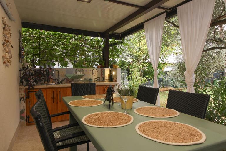 Studio Šumbora - B&B Peroj