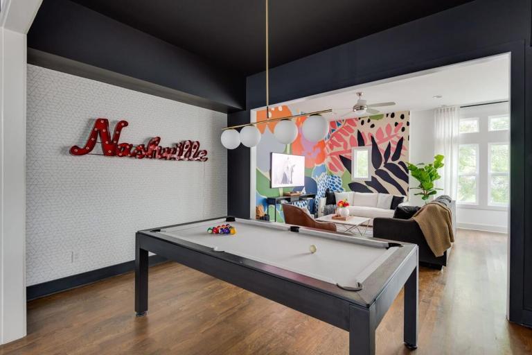 The Harper House - Beautifully Designed, Rooftop - B&B Nashville
