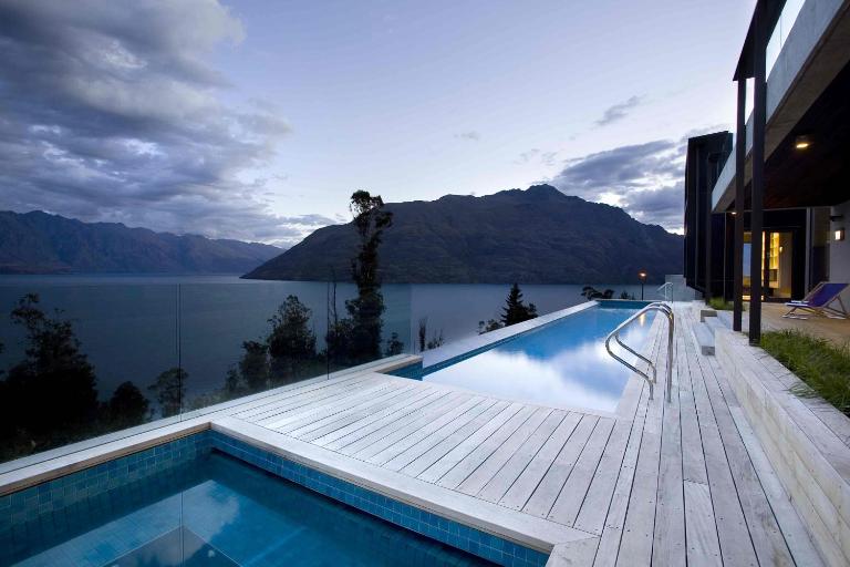 Aspen Grove by Sotheby's Luxury Rental Homes - Bed and Breakfast Queenstown