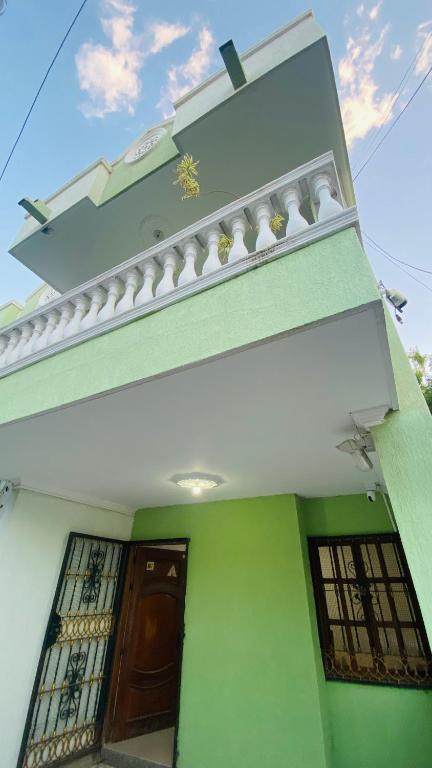 Casa Delia Rosa Hostal - B&B Santa Marta