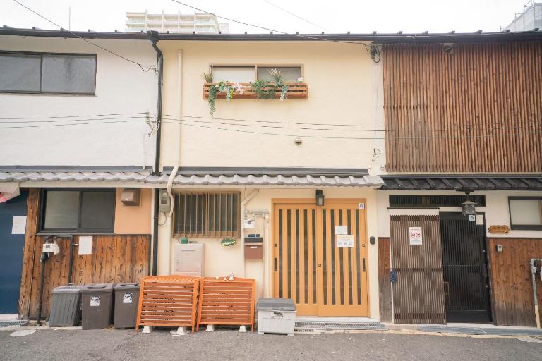 Miyu Bonichi 中央区の日本式一戸建て 複数の商業エリアや観光地に隣接 最大6名まで宿泊可能 - B&B Osaka