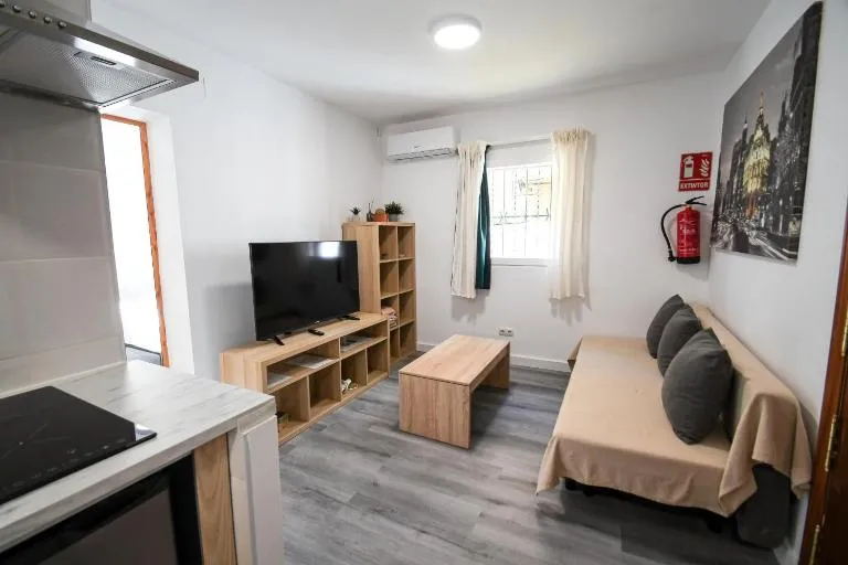 A 5 min del Aeropuerto e IFEMA - Bed and Breakfast Madrid