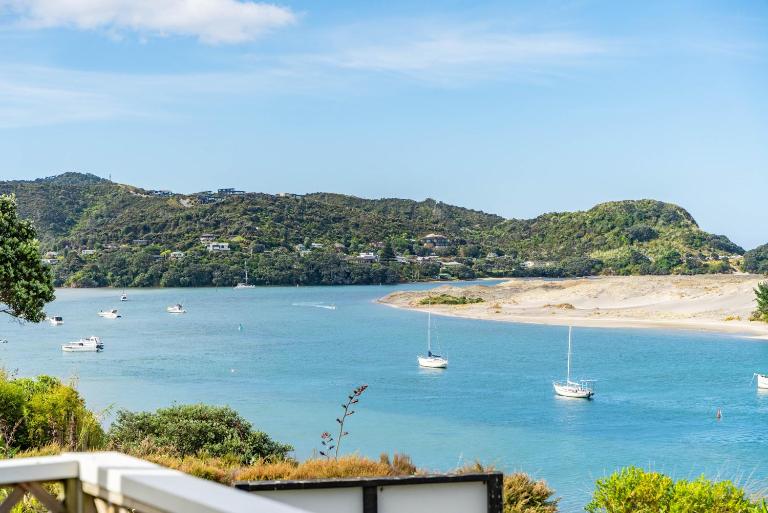 Harbourview Haven - Mangawhai Heads Holiday Home - Bed and Breakfast Mangawhai