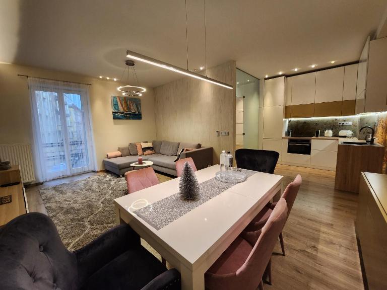 M53 "Margaret's Edge" Apartment - Chambres d'hôtes Budapest
