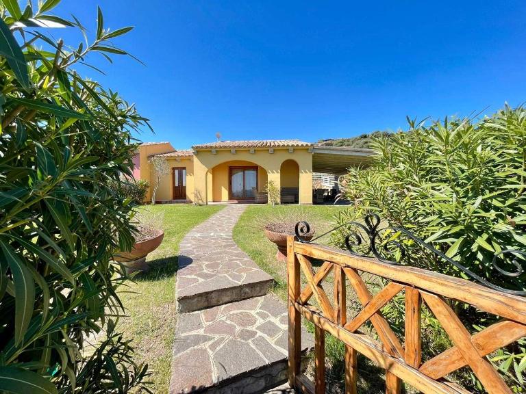 Villa Privata Lux con piscina San Teodoro - B&B Porto Ottiolu