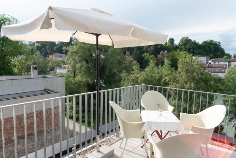Design-Apartment im historischen Flößerhaus - Chambres d'hôtes Steyr