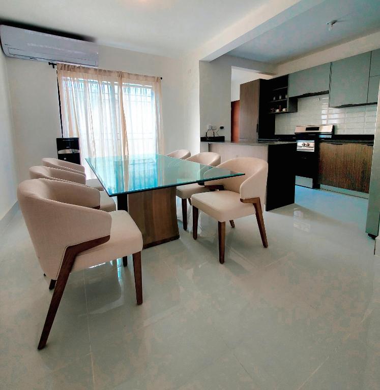 Apartamento moderno 3H en TREO zona metropolitana - B&B Santiago de los Caballeros