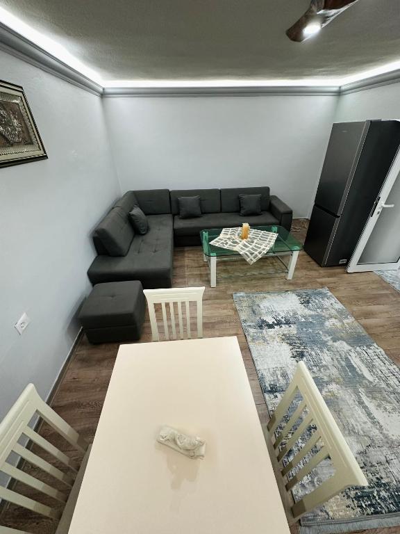 Korca Central Apartment - B&B Korçë