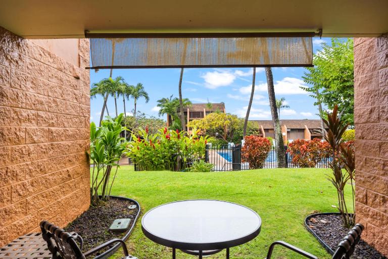 Kuleana Club #306 - Pool View - 1bedroom & 1 bathroom - Ground Floor - B&B Kahana