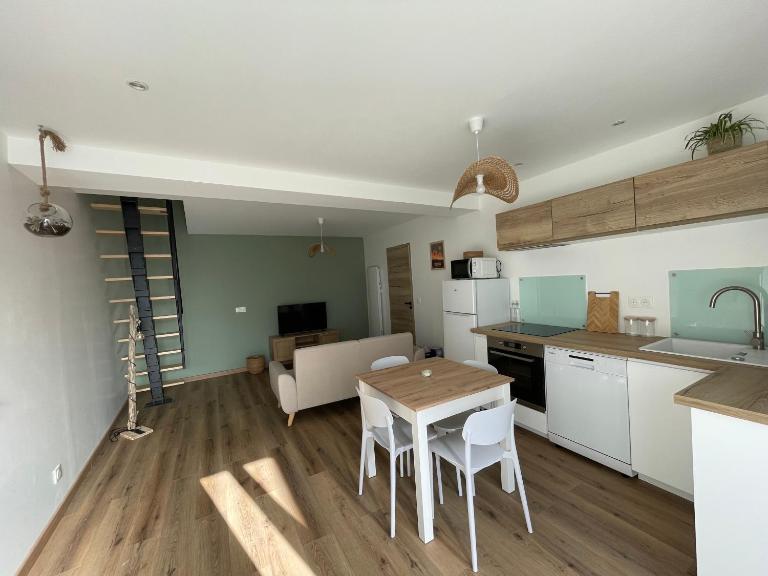 Les deux soeurs - B&B Cholonge
