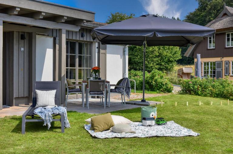 Ferienhaus Vilmblick 34 Feriendorf Klein Stresow Rügen by ruyastay - B&B Putbus