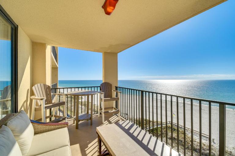 'Seagull’s Nest' Oceanfront Oasis w/ Pool Access! - Ferienwohnung Orange Beach