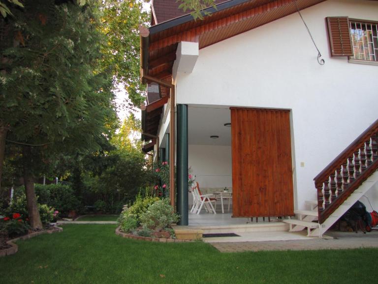 Schmidt apartment - B&B Balatonfenyves