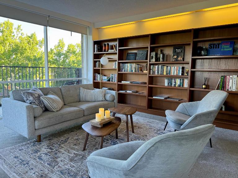 Treetops in Toorak 2br midcentury entire apartment - Chambres d'hôtes Melbourne
