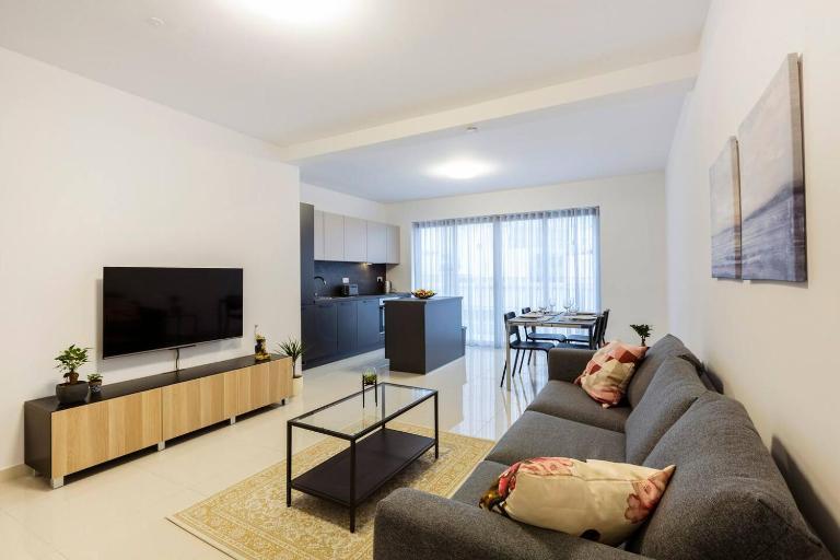 Beautiful Modern Central 2BR Apt - B&B Ta' Xbiex